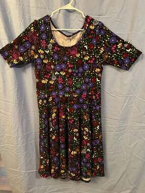 LuLaRoe Nicole Floral Dress Size 3XL Multi Colored Garden Flowers